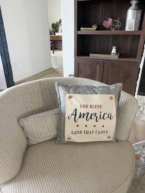 SQUARE Holiday Panel: Summer Fall Spring Patriotic Military Veteran God Bless USA July 4th Sept 11 Remembrance Independence American Farmhouse AMERICA LAND THAT I LOVE