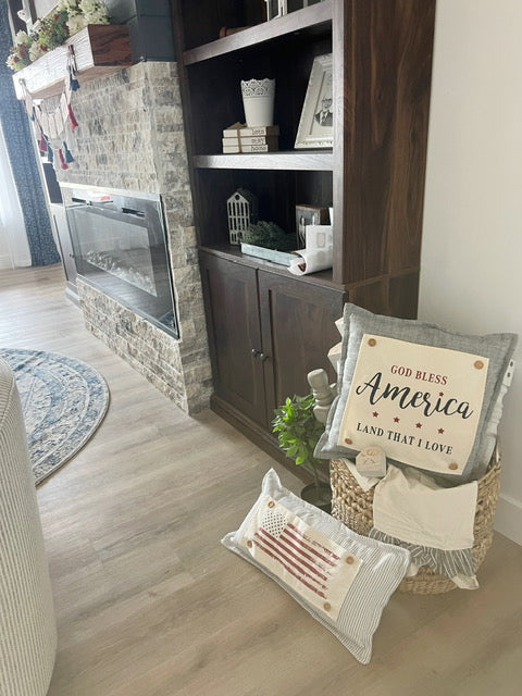 SQUARE Holiday Panel: Summer Fall Spring Patriotic Military Veteran God Bless USA July 4th Sept 11 Remembrance Independence American Farmhouse AMERICA LAND THAT I LOVE
