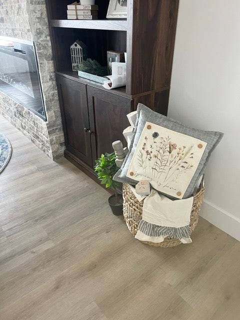 SQUARE BUNDLE SET: Charcoal Gray Solid Pillow (comes with foam insert and these 4 panels in back pocket); Winter Spring Summer Fall Autumn: FALL BRANCH, SUMMER POPSCICLE, SPRING RAIN BOOT/UMBRELLA, SKI LODGE CHAIRLIFT