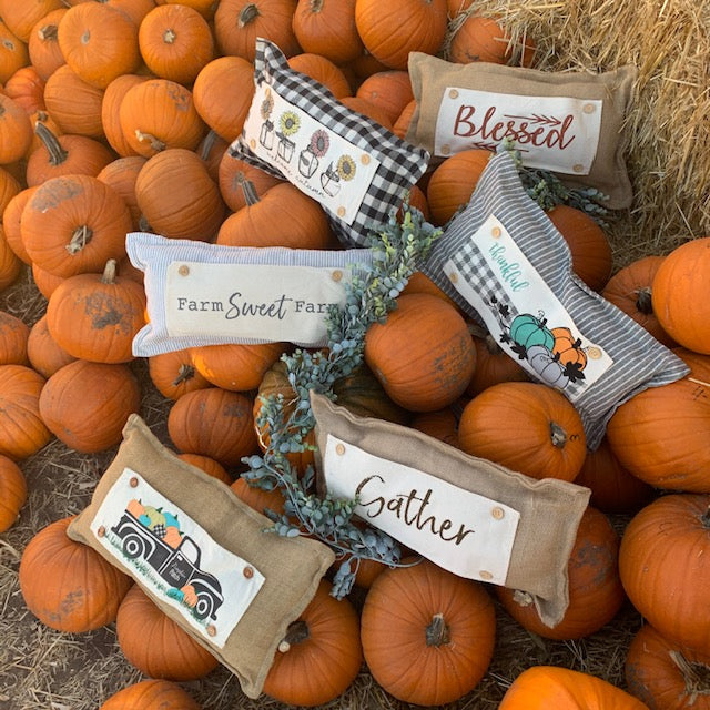 Tip Card: Harvest Fun Things to do in Fall Bucket List Printable