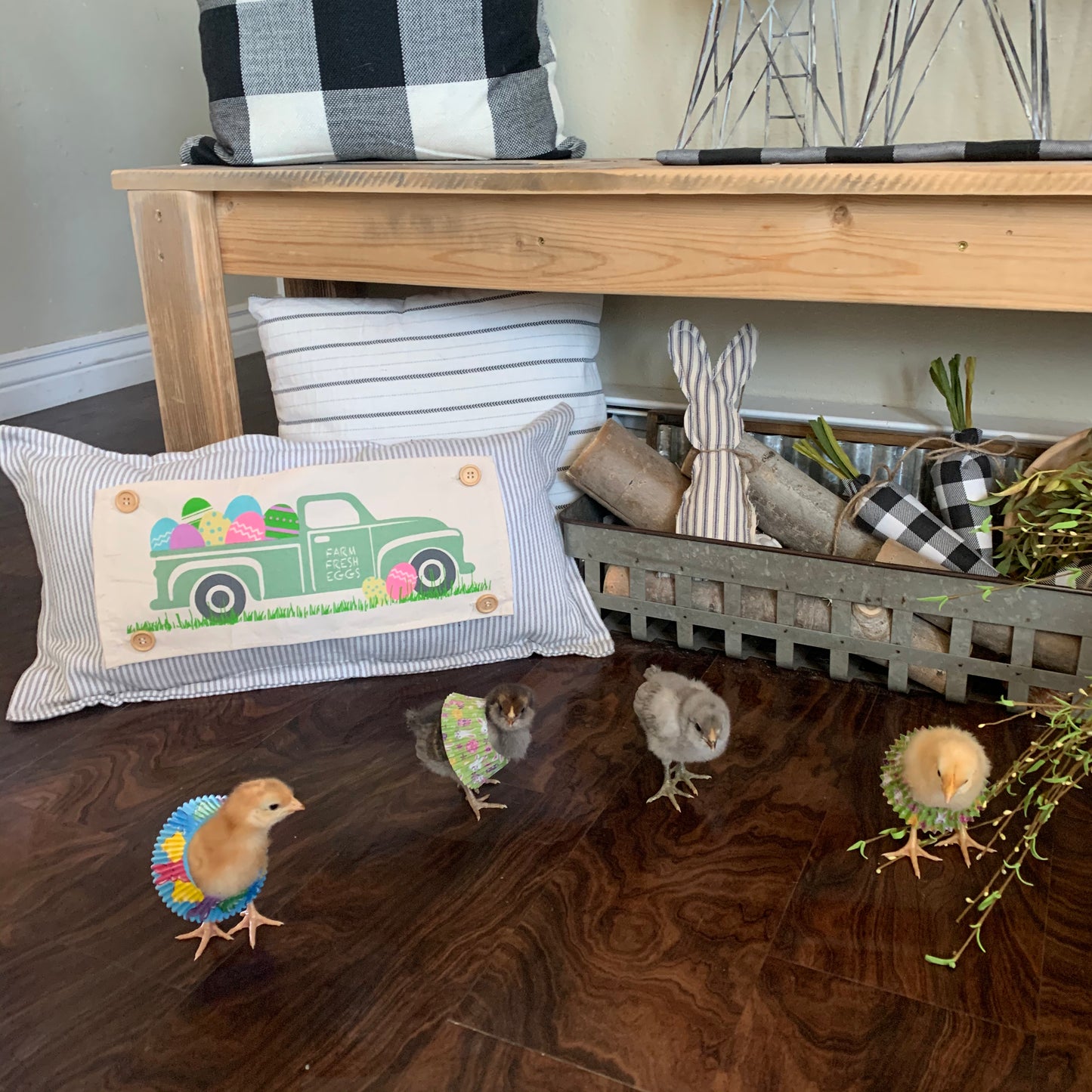 BRING BACK MY PANEL: Vintage EASTER EGG TRUCK