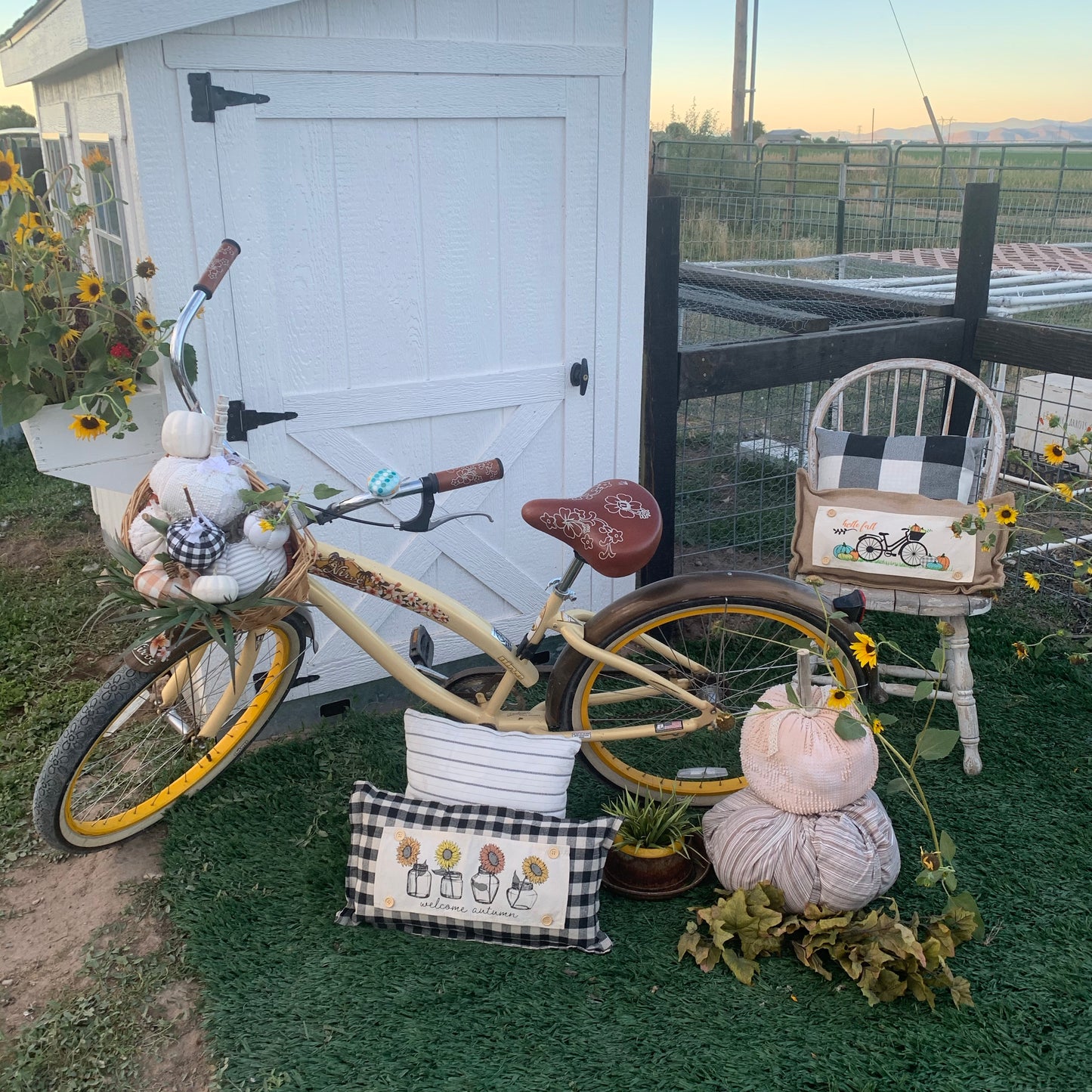 Pillow ONLY (with fluffy insert): Buffalo Check Gingham: BUFFALO CHECK PILLOW (with insert)