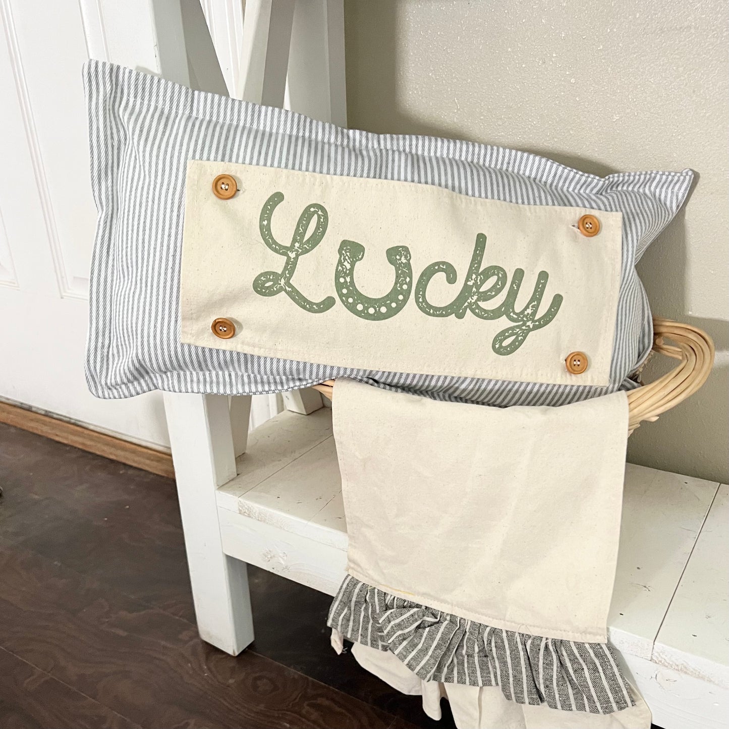 Holiday Panel: Spring, St. Patrick's Day, Leprechaun, Horse Shoe, Green, Irish, March 17th; LUCKY