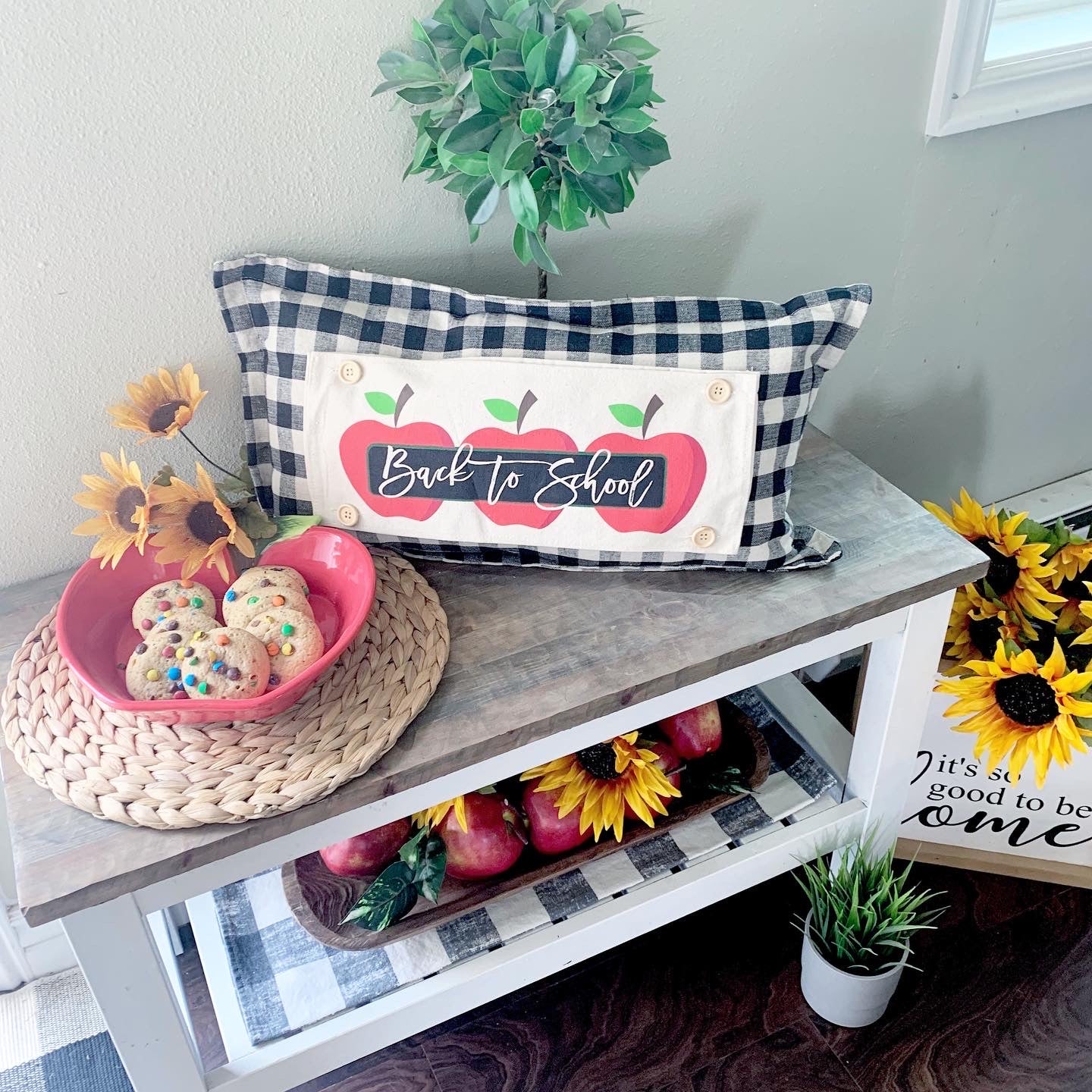 GIFT GUIDE: FOR THOSE THAT ARE HARD TO BUY FOR! SEASONAL SET: Buffalo Check Gingham Pillow (comes w/ foam insert & these 4 panels in back pocket) SUNFLOWERS, SNOWMAN SCARVES, BE MY VALENTINE, SUMMER VINTAGE CAMPER