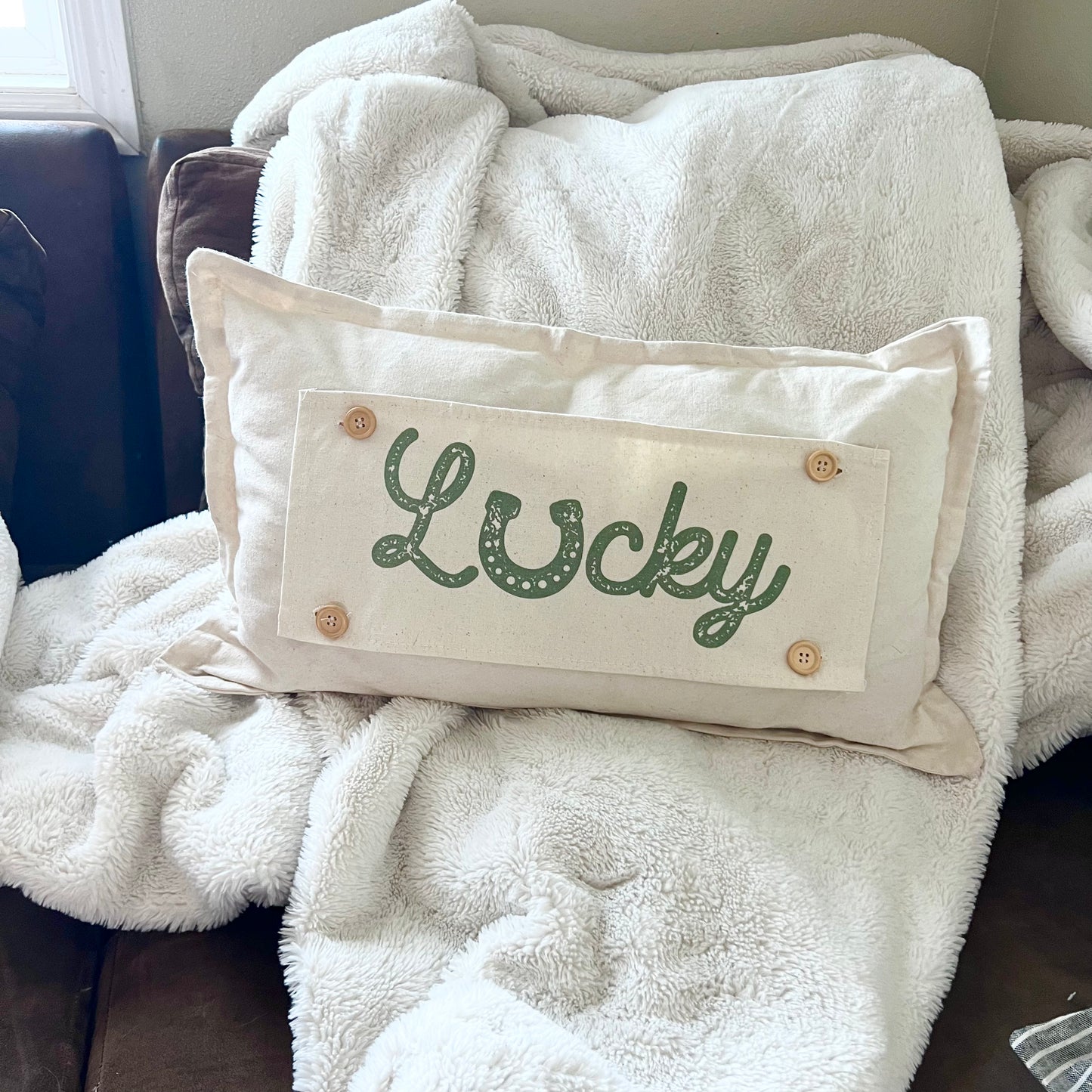 Holiday Panel: Spring, St. Patrick's Day, Leprechaun, Horse Shoe, Green, Irish, March 17th; LUCKY