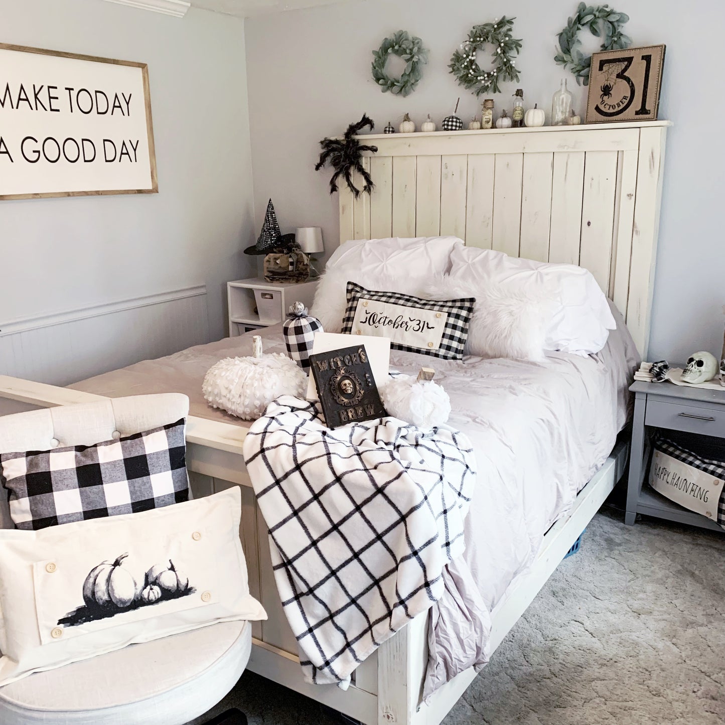 Seasonal Panel: Hand-Painted White Pumpkins; Fall Autumn, WHITE PUMPKINS