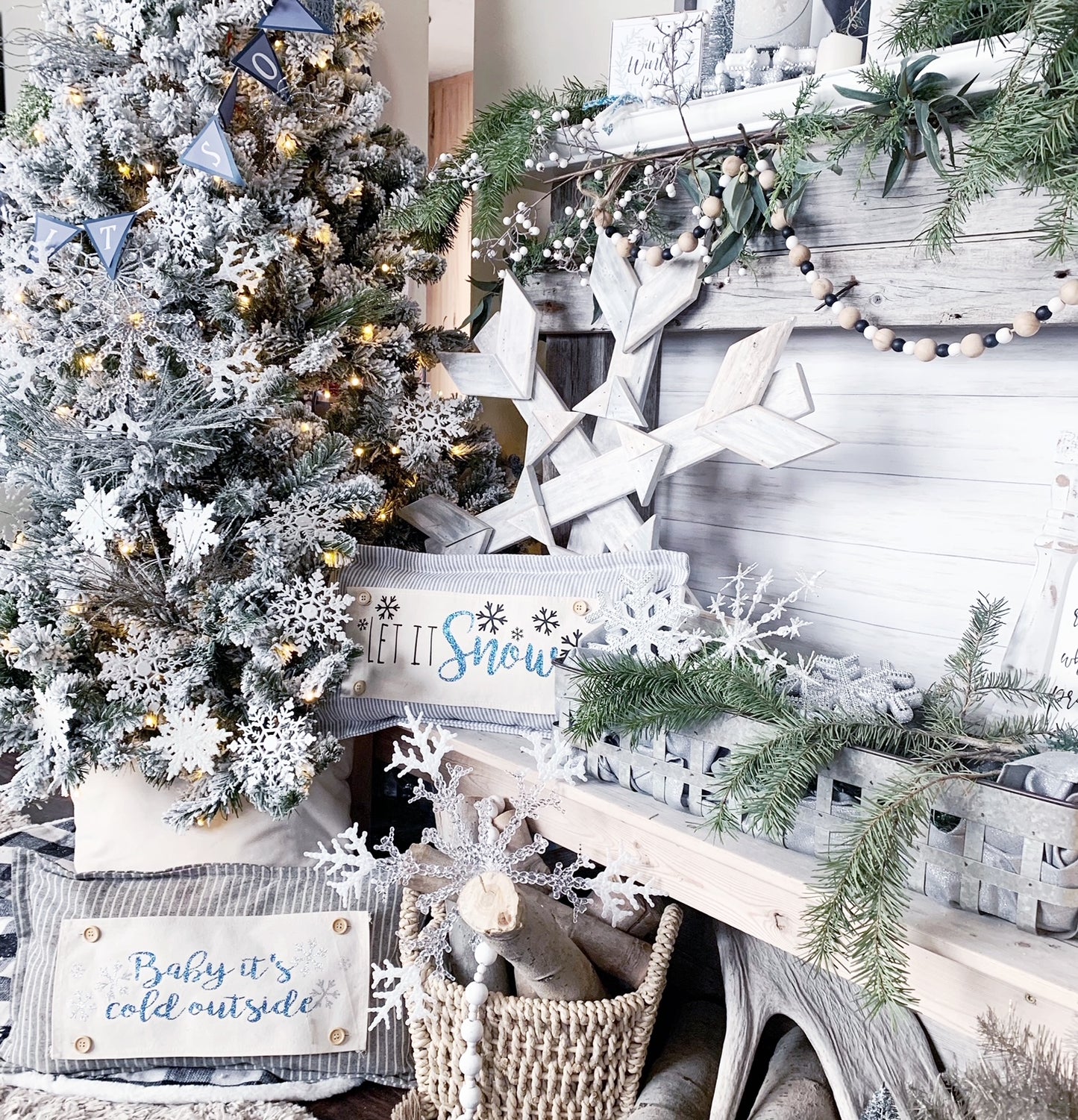 Glitter Seasonal Panel: Winter, Christmas; Baby it’s Cold Outside